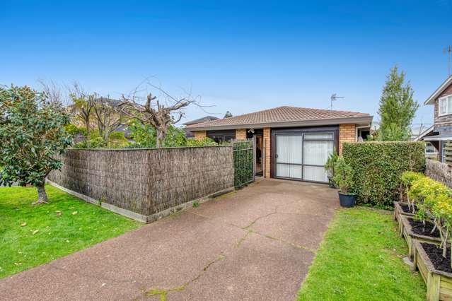 32 Riverside Road Orewa_2