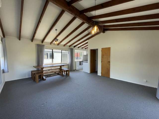 1/1216 Howard Street 10493_1