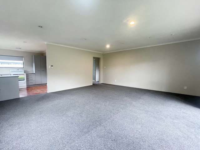 24A Sutton Crescent Papakura_3