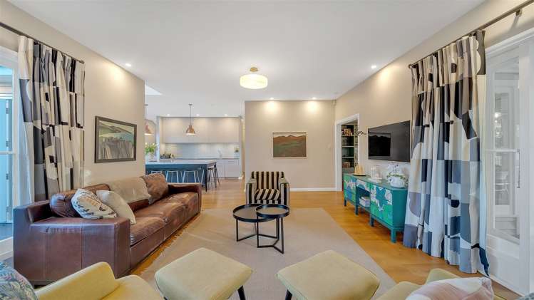 100 Idris Road Bryndwr_6