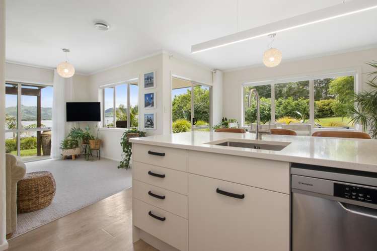 4 Castlegrace Drive Tahawai_4