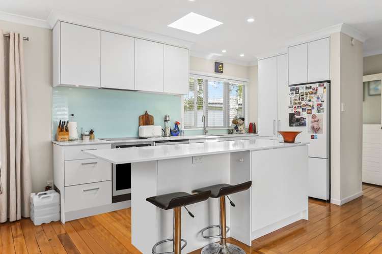 223 Godley Road Titirangi_7