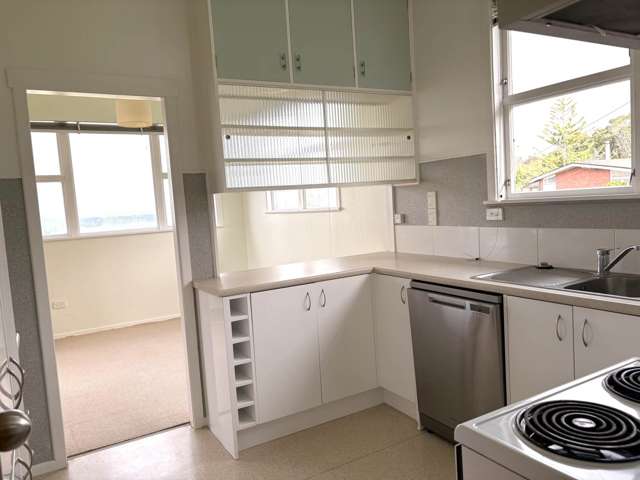 5 Viking Avenue Hillsborough_4