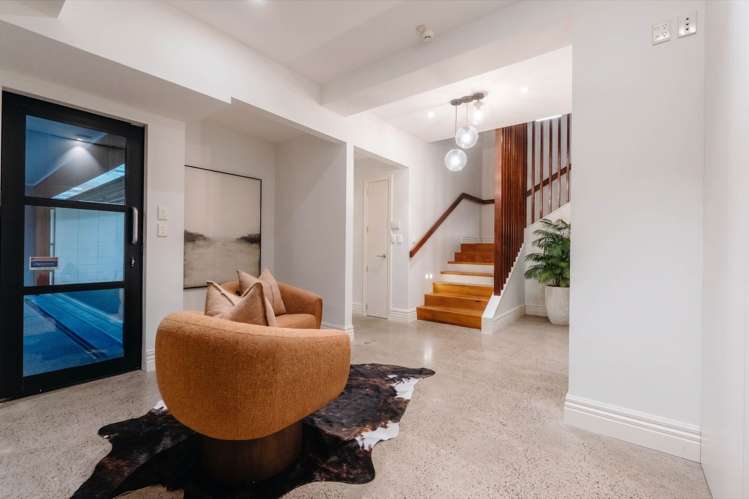 109A Beach Road Castor Bay_27