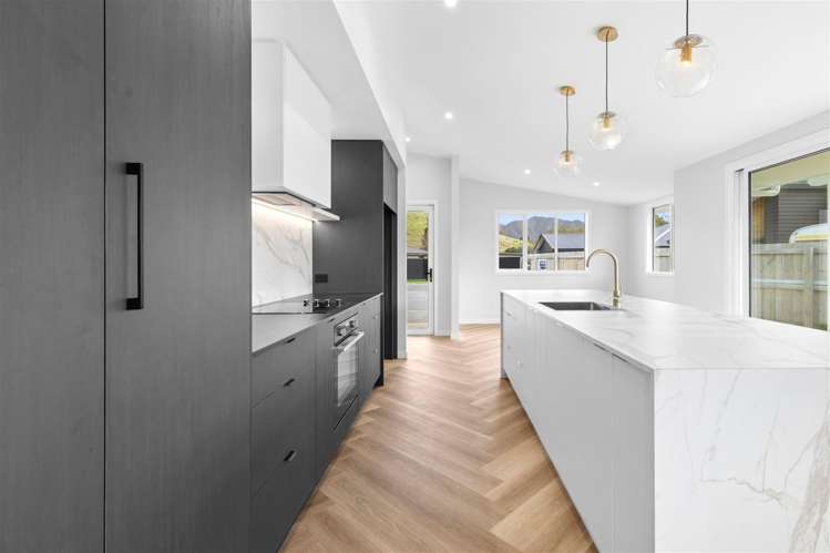 4 Denton Way_2