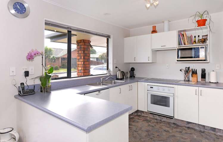 13 Ashbury Street Stoke_10