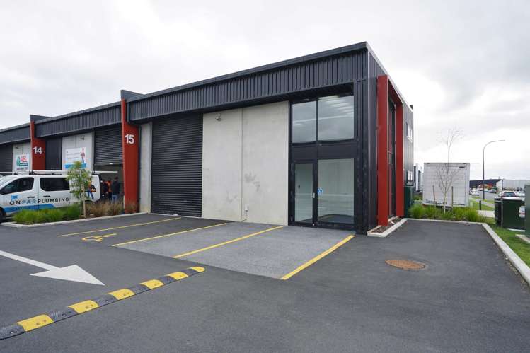 Unit 15/15-17 Earthmover Crescent Te Rapa_1