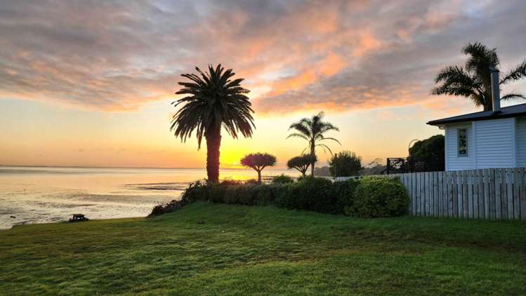 8 Allan Road Awhitu_6