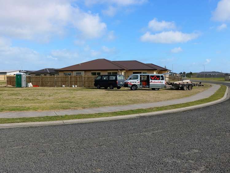 9 Forbes Road Foxton Beach_9