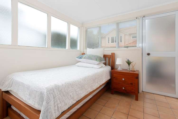 8 Garden Place Mount Eden_20