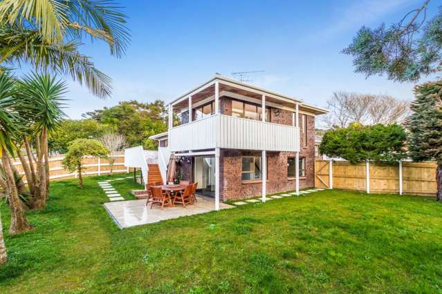 16 Cezanne Place New Lynn_1