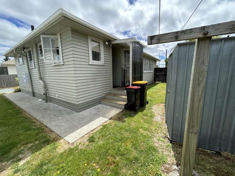 26 A and B Clyde Street Tokoroa_10