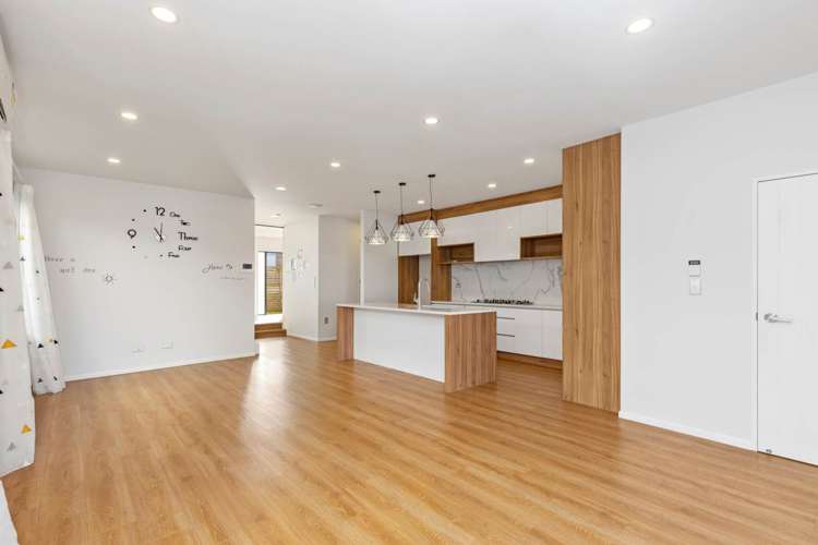 403 Ormiston Road Flat Bush_7