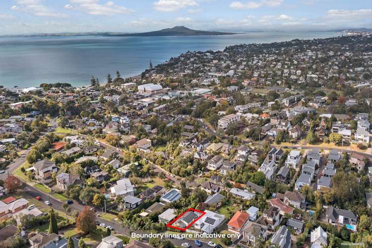 1/10 Hythe Terrace Mairangi Bay_16