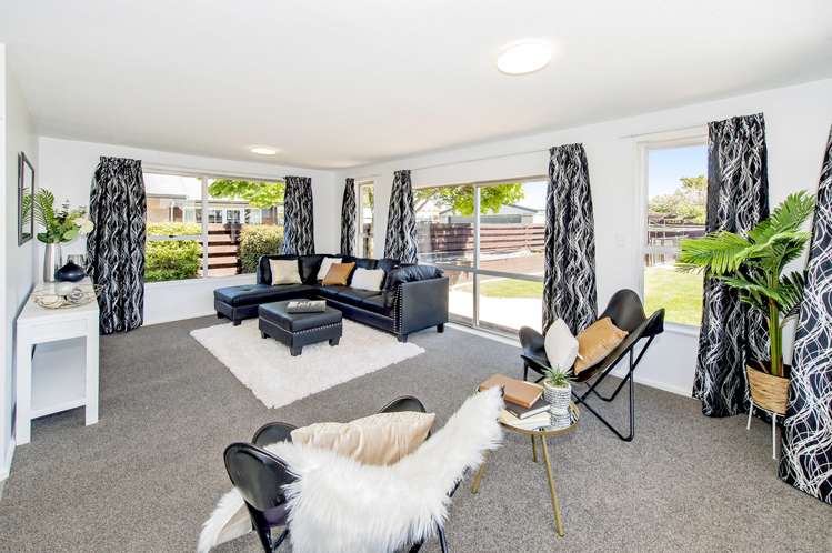 67 Oakley Crescent Hornby_1