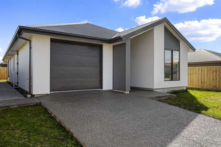 11 Henshaw Street Woodend_13