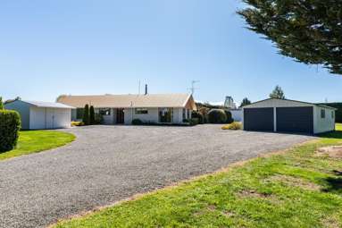 2494 West Coast Road_1