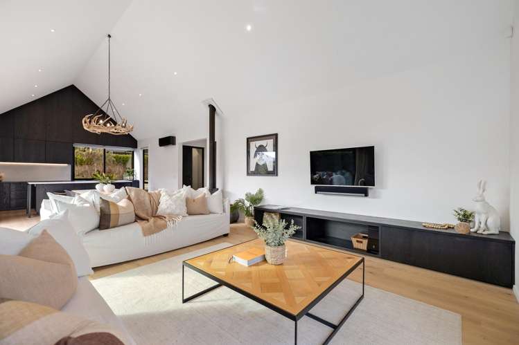 1 Wanderer Lane Jacks Point_26