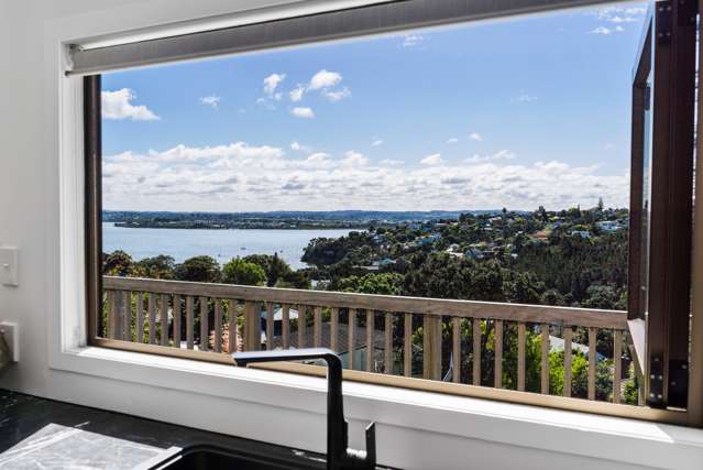 Multi Gen Living & Stunning Sunsets! Open Sat 1pm!