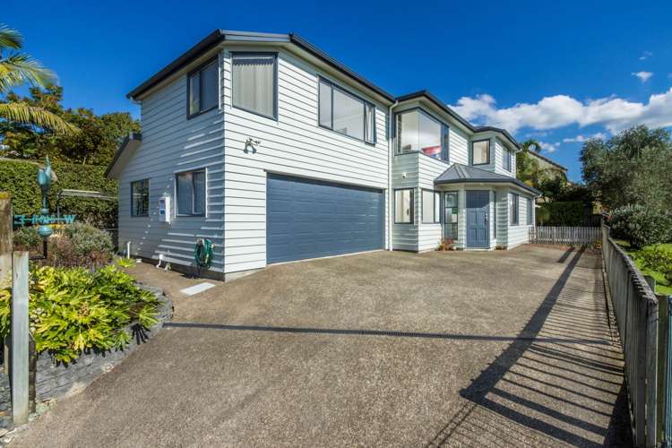 762a East Coast Road Oteha_6