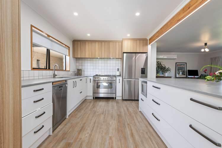 61 Turitea Road Fitzherbert_1