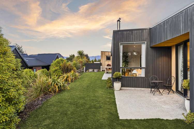 26 Stackbrae Avenue Wanaka_17