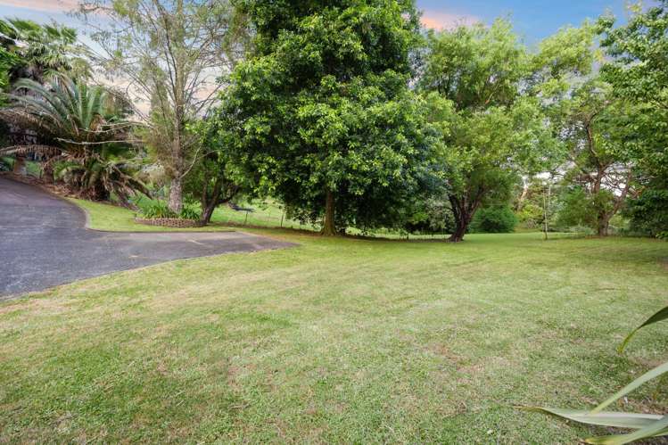274 Forest Hill Road Waiatarua_34