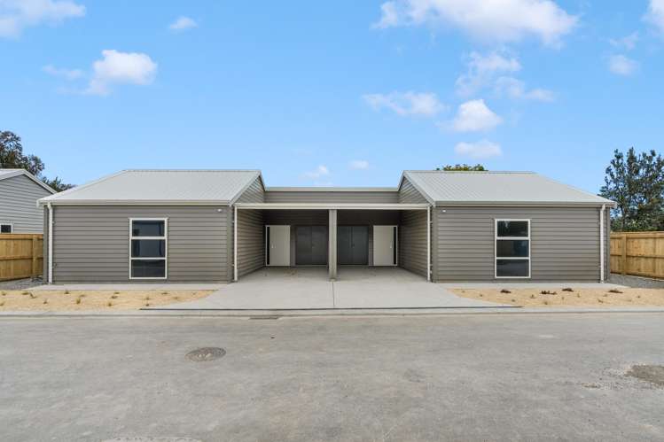 4/2 Tuatahi Avenue Solway_1