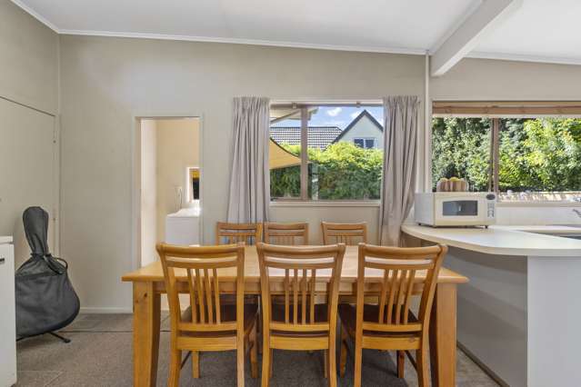 1/12 Gradwell Place Taupo_3