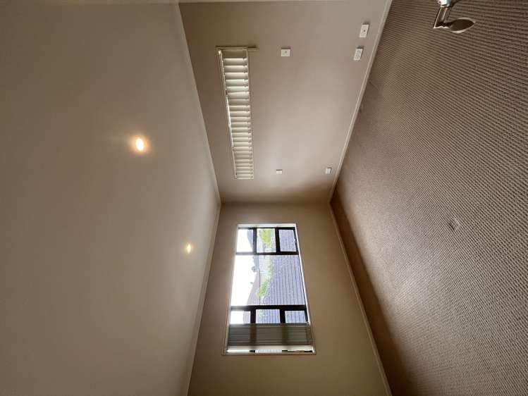 8 Terrasini Drive Flat Bush_23