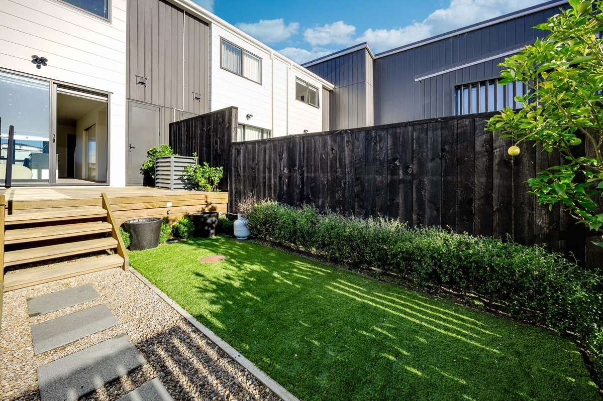 6/1 Scott Road_4