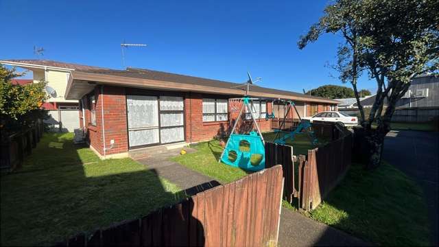 Mangere East, 3 Bedrooms