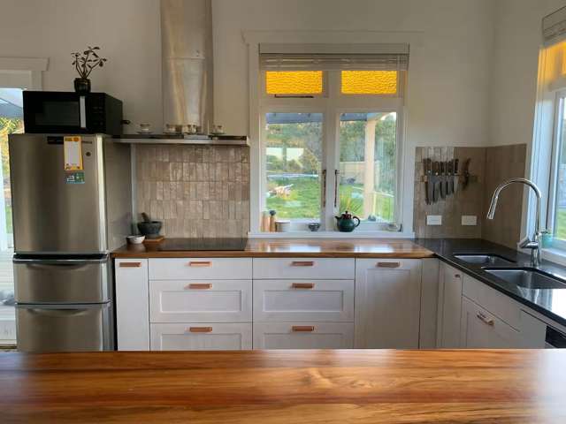 472 Wainui Road Raglan_1