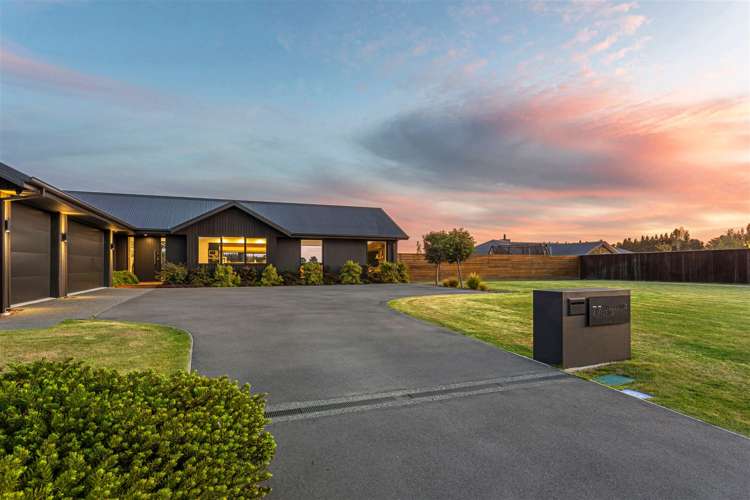 77 Kingsdowne Drive West Melton_32