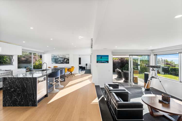 10 Teviotdale Way Richmond Hill_15