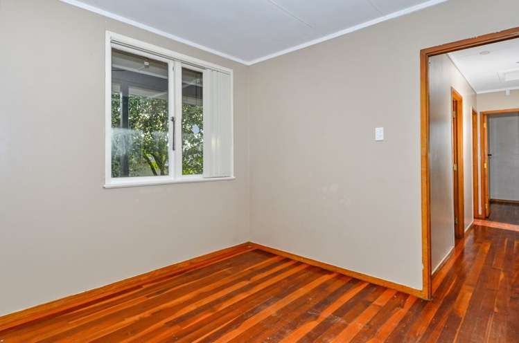 46 Taurus Crescent Beach Haven_5