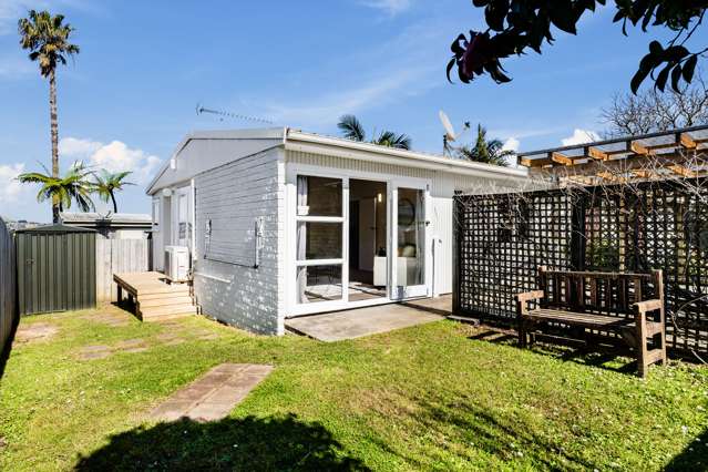 1/15 Normans Hill Road Onehunga_2