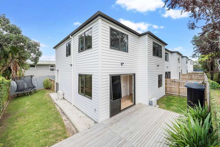 48e Tirimoana Road Te Atatu South_12