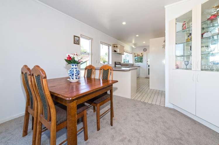 21 Nui Mana Place Te Atatu South_7