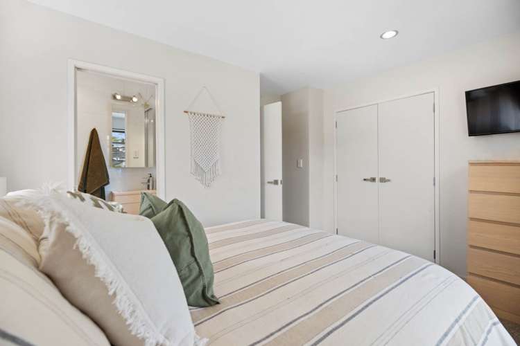 8/10 Silver Moon Road Albany Heights_10