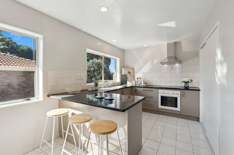 1/234A Penrose Road_4