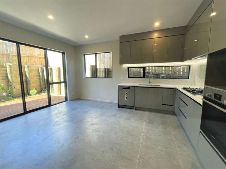 2b Askew Place Farm Cove_4