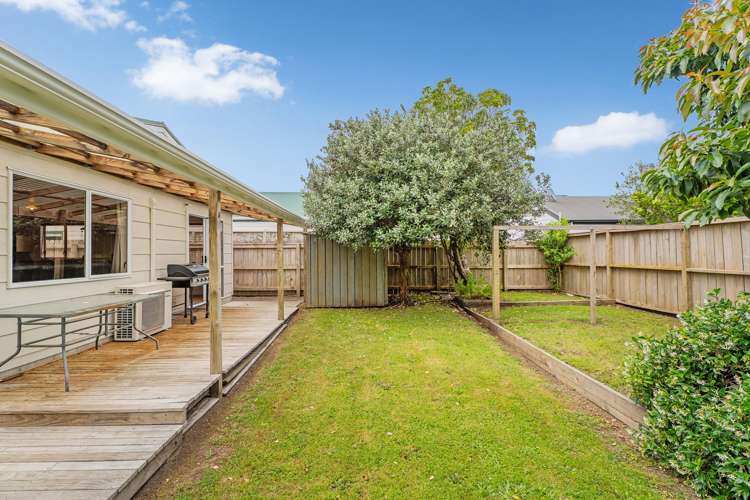 8 Joan Gaskell Drive Whitianga_28