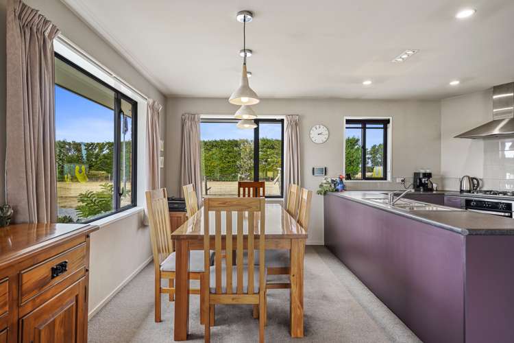 2233 South Eyre Road West Eyreton_3