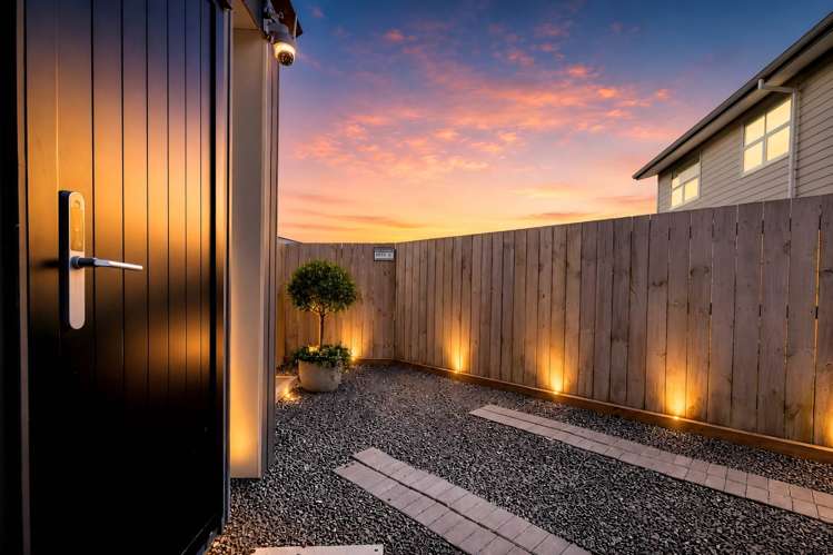 40F Friesian Drive Mangere_10