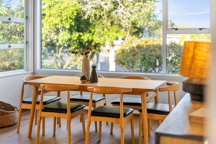 14 Juniper Road Sunnynook_13