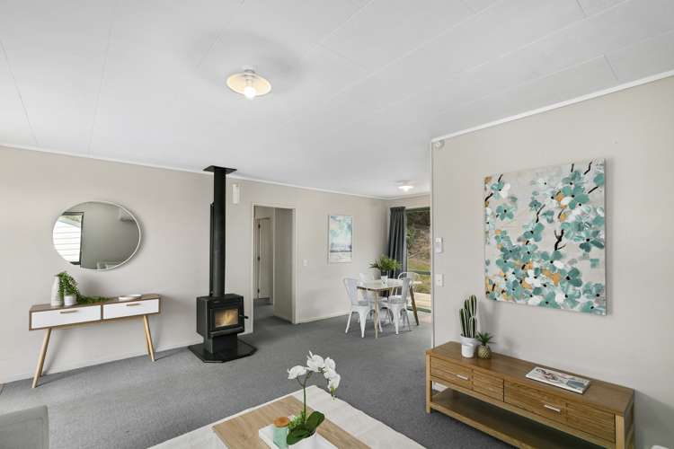 2 Norrie Grove Naenae_6