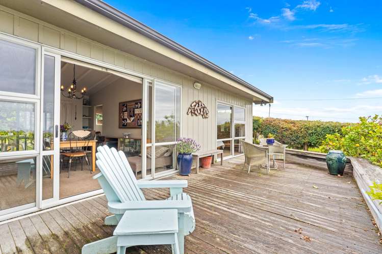 6 Sea View Road Leigh_16