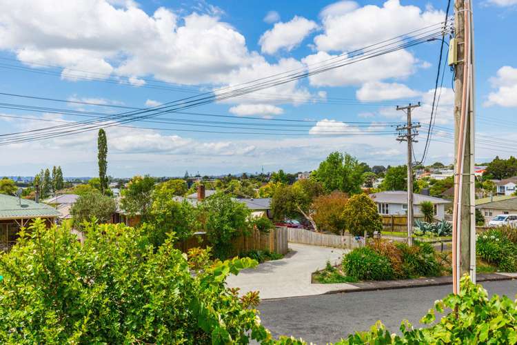 13b Glenorchy Street Glen Eden_14