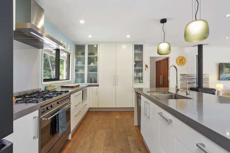 9 Arapito Road Titirangi_14